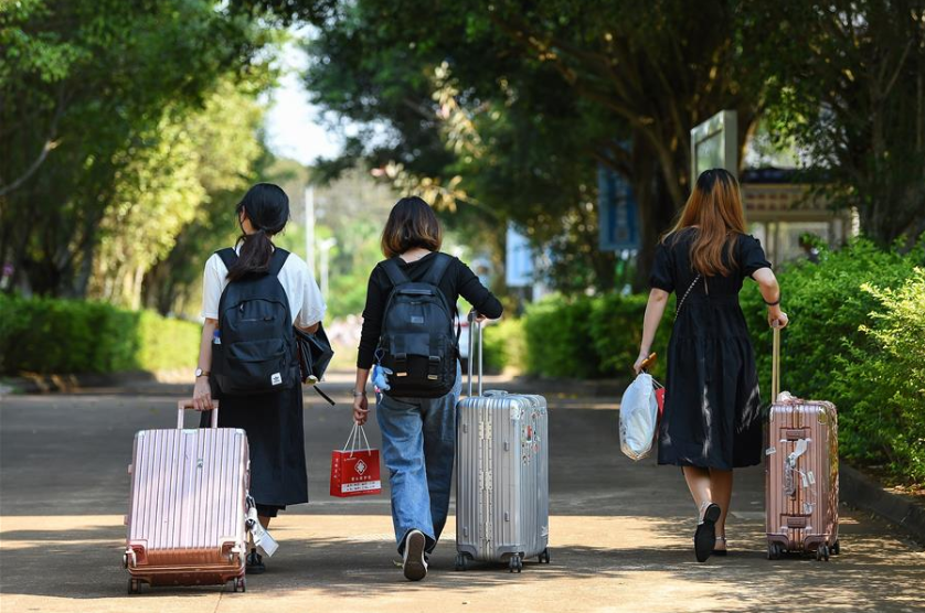 大学宿舍里的“奇葩舍友”，遇到要小心相处，别影响大学生活质量